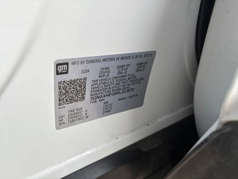 Used 2025 Chevrolet Equinox LT image 25