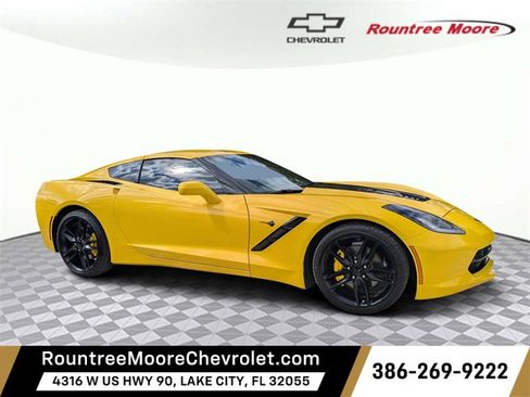 Used 2019 Chevrolet Corvette Stingray Coupe w/ Carbon Flash Badge Package image 1