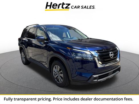 Used 2025 Nissan Pathfinder SV FWD image 1