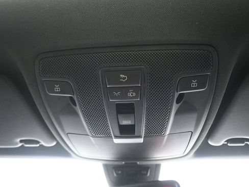 Used 2020 Mercedes-Benz GLA 250 4MATIC image 25