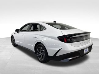 New 2026 Hyundai Sonata Blue FWD video 3