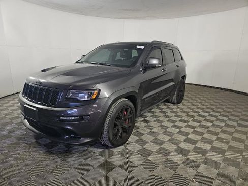 Used 2016 Jeep Grand Cherokee SRT image 1