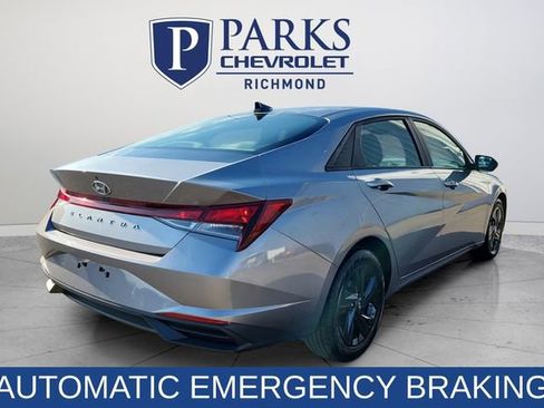 Used 2023 Hyundai Elantra SEL image 7