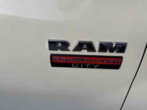Used 2022 RAM ProMaster City Tradesman FWD image 6