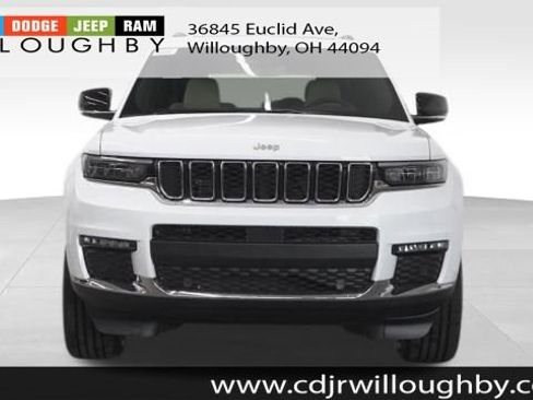 New 2025 Jeep Grand Cherokee L Limited w/ Luxury Tech Group II image 2