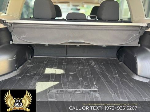 Used 2021 Subaru Forester Premium AWD/4WD image 7