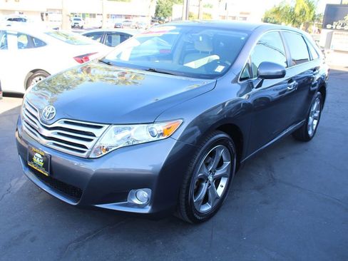 Used 2009 Toyota Venza image 4