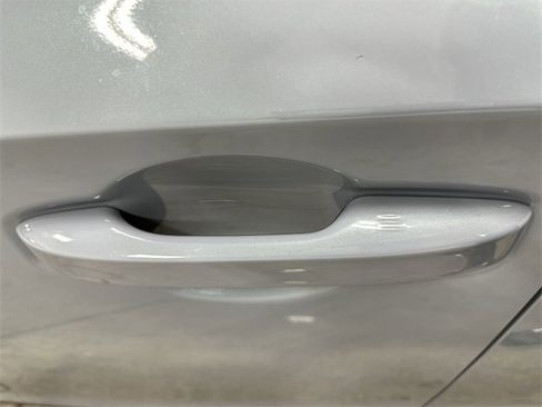 Used 2022 Honda Civic Sport image 13