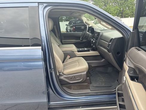 Used 2020 Ford Expedition Limited w/ Special Edition Package AWD/4WD image 29