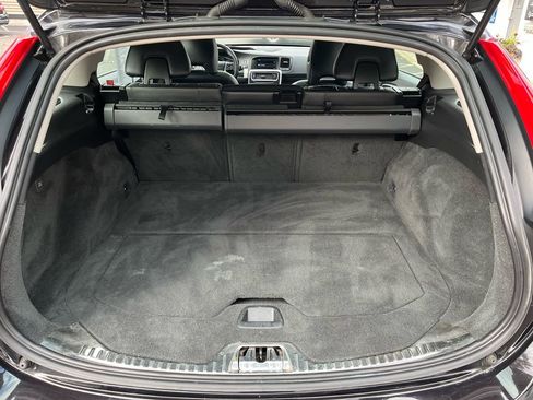 Used 2015 Volvo V60 T5 Platinum image 26