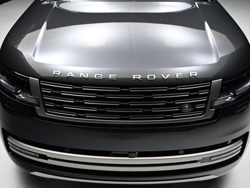 Used 2023 Land Rover Range Rover SE image 33
