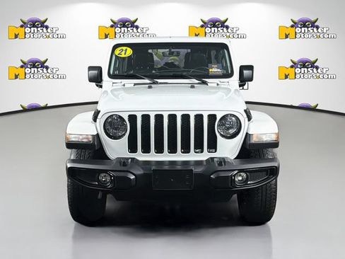 Used 2021 Jeep Wrangler Unlimited Sahara AWD/4WD image 2