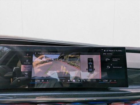 Used 2025 BMW 740i xDrive image 14