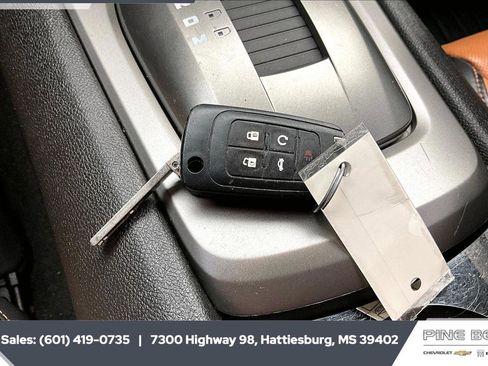 Used 2013 Chevrolet Camaro SS w/ RS Package RWD image 10