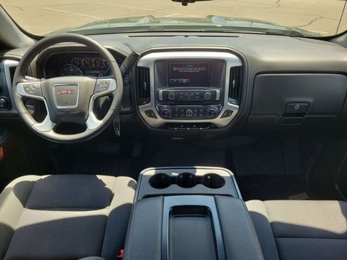 Used 2019 GMC Sierra 1500 SLE w/ Black Pack AWD/4WD image 9