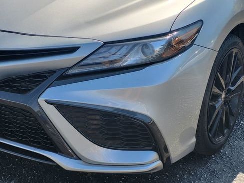 Used 2023 Toyota Camry XSE FWD image 7