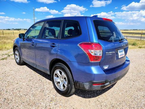 Used 2016 Subaru Forester 2.5i AWD/4WD image 3