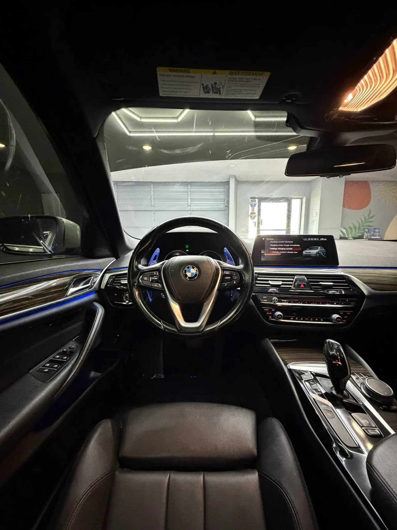 Used 2018 BMW 530e w/ Premium Package 2 RWD image 26
