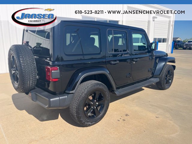 Used 2021 Jeep Wrangler Unlimited Sahara AWD/4WD image 6