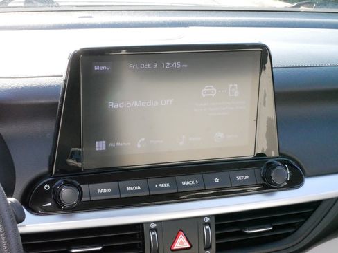 Used 2022 Kia Forte LXS image 22