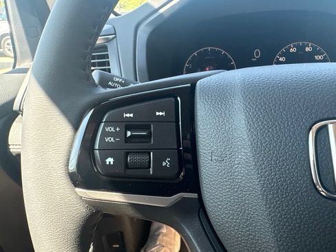 Certified 2026 Honda Odyssey EX-L image 18