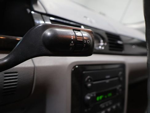Used 2005 Mercury Montego Premier FWD image 31
