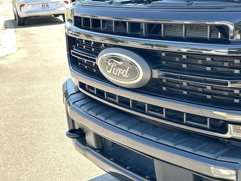 Used 2022 Ford F250 Lariat w/ Tremor Off-Road Package AWD/4WD image 31