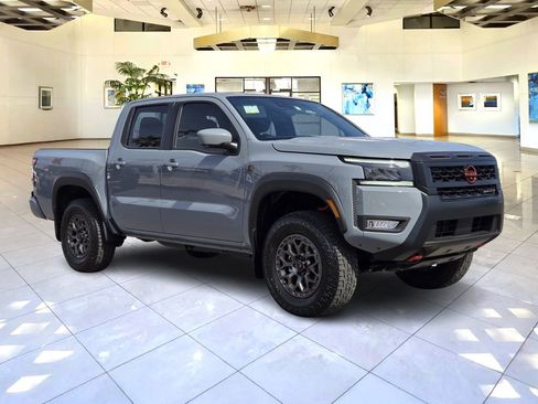 New 2026 Nissan Frontier PRO-4X w/ Pro-4x Convenience Package AWD/4WD image 2