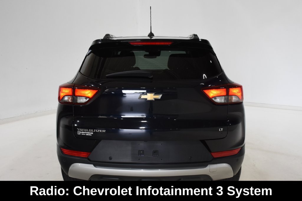 Used 2021 Chevrolet TrailBlazer LT w/ Premium Seating Package FWD image 7
