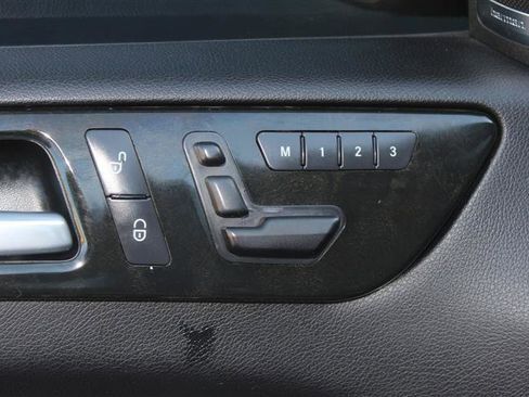 Used 2014 Mercedes-Benz GL 550 GL 550 image 11