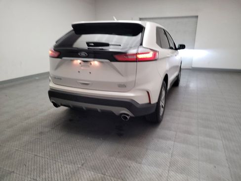 Used 2019 Ford Edge SEL FWD image 7