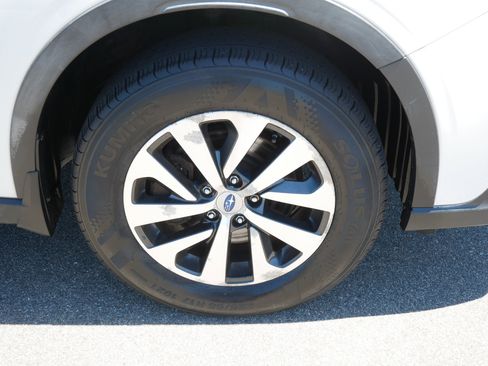 Used 2020 Subaru Outback AWD/4WD image 15