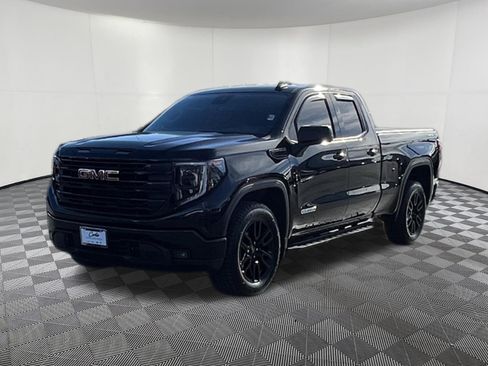 Used 2023 GMC Sierra 1500 Elevation AWD/4WD image 3