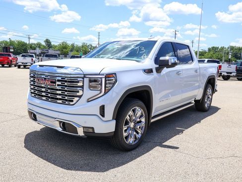 New 2026 GMC Sierra 1500 Denali w/ Denali Reserve Package AWD/4WD image 30
