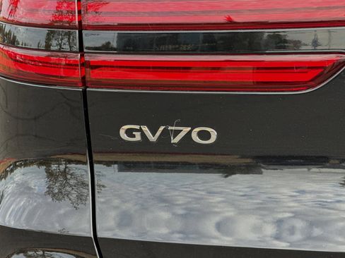 New 2024 Genesis Electrified GV70 Prestige w/ Prestige Package image 33