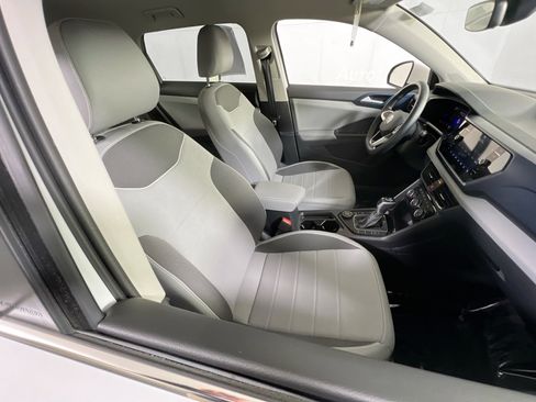 Used 2023 Volkswagen Taos SE image 26