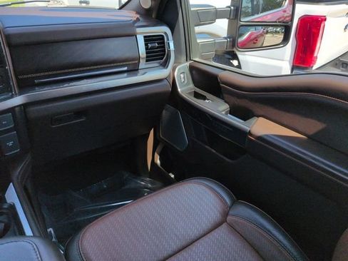 Certified 2024 Ford F250 King Ranch AWD/4WD image 16
