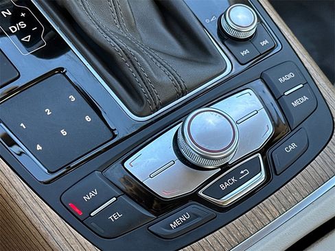 Used 2016 Audi A7 3.0T Premium Plus w/ 20" Wheel & Tire Package image 32