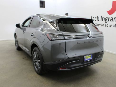 New 2026 Nissan Murano SL w/ Comfort Package AWD/4WD image 3