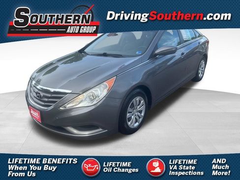 Used 2011 Hyundai Sonata GLS FWD image 1