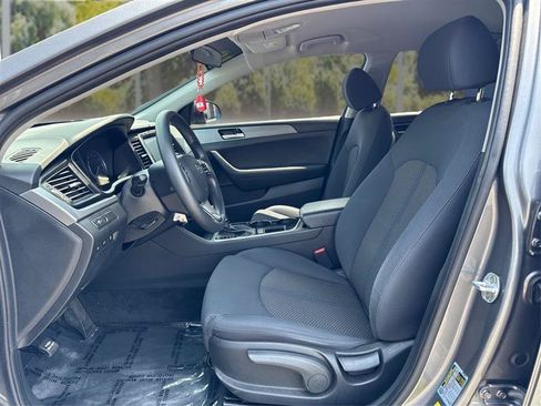Used 2018 Hyundai Sonata SE FWD image 9