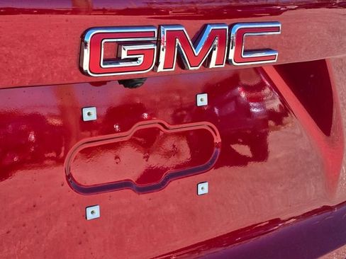 New 2026 GMC Terrain AT4 AWD/4WD image 10