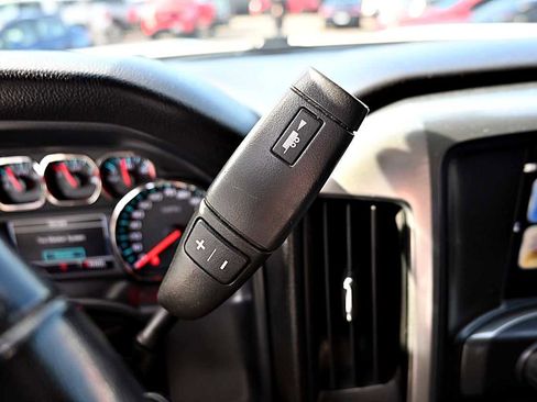 Used 2019 Chevrolet Silverado 1500 LT image 21