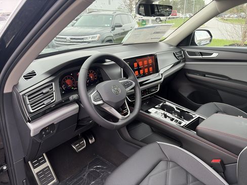 New 2026 Volkswagen Atlas Peak Edition AWD/4WD image 15