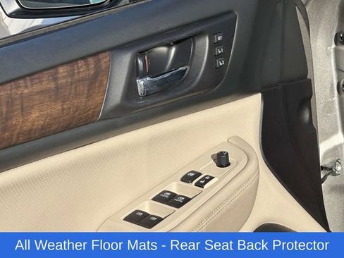Used 2017 Subaru Outback 2.5i Limited image 14