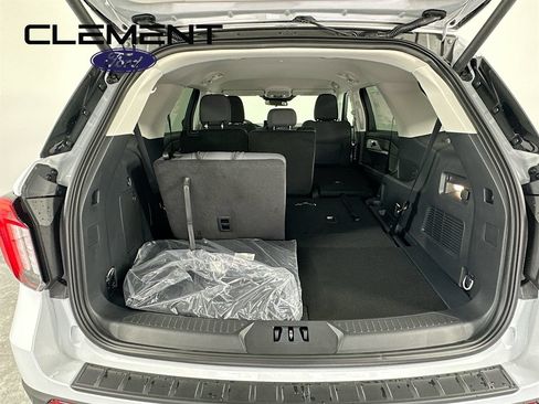 New 2026 Ford Explorer Active AWD/4WD image 10