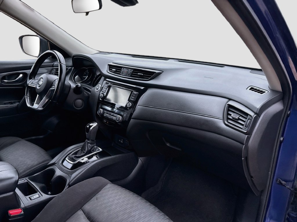 Used 2020 Nissan Rogue SV AWD/4WD image 27