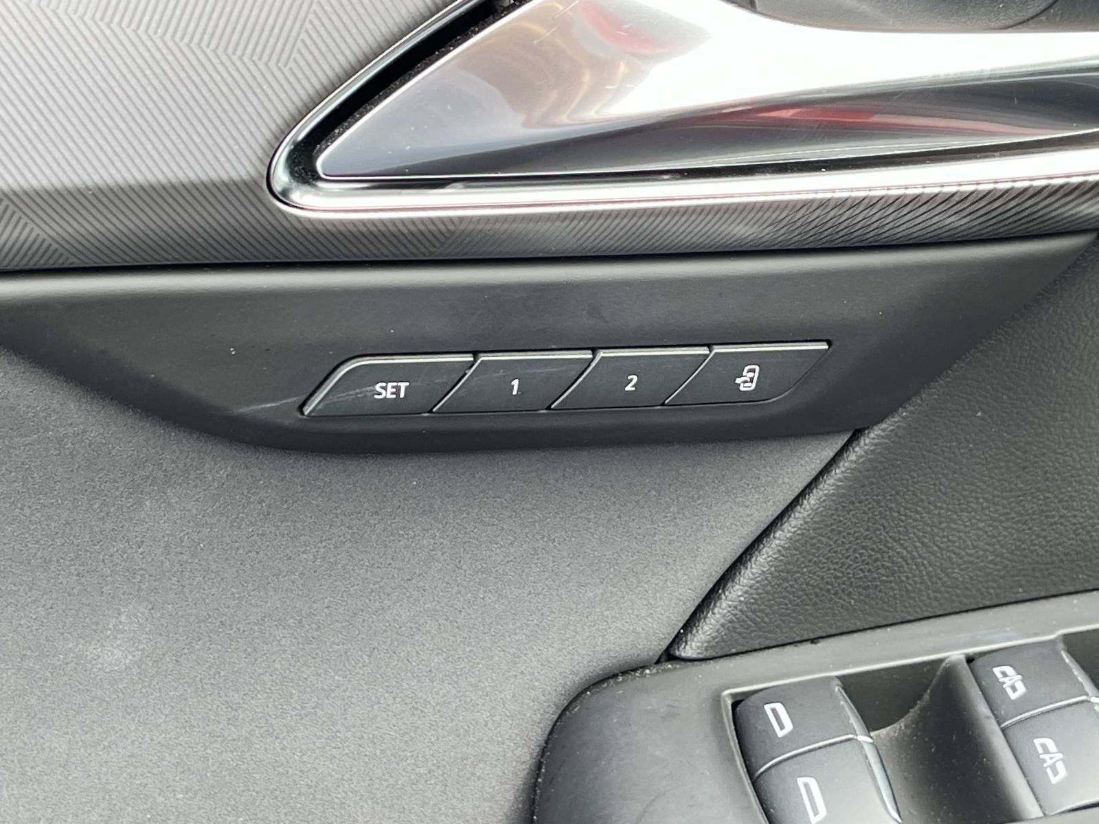 Used 2024 Buick Envision Sport Touring AWD/4WD image 27