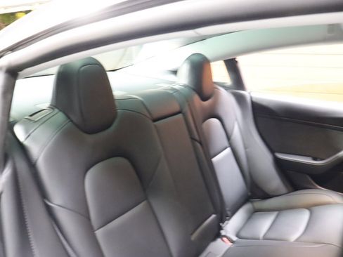 Used 2020 Tesla Model 3 Long Range image 56