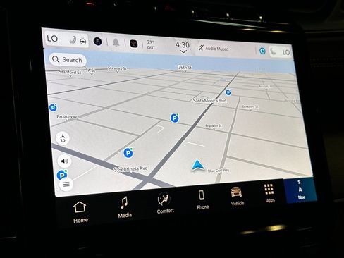 New 2025 Jeep Grand Cherokee Limited w/ Black Appearance Package image 18